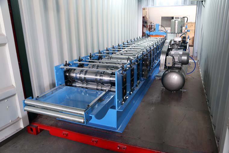 Boltless Roof Panel Roll Forming Machine